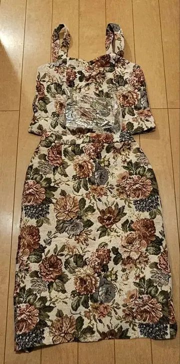 RENAI KEIKAKU 고블랑 직조 셋업 스커트 뷔스티에