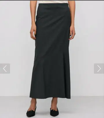 BACCA/TOMORROWLAND 울 트로피컬 플레어 스커트