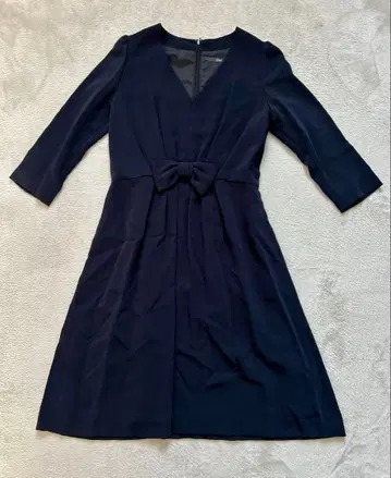 IENA 이에나 V넥 무릎 기장 원피스