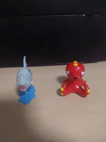 몬코레 테포우오, 옥탄 초기