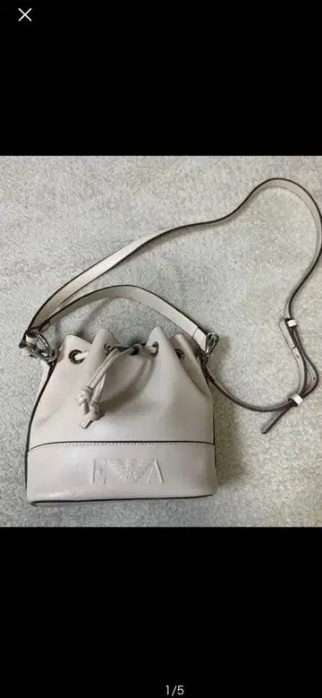 당일 발송 EMPORIO ARMANI 숄더백 화이트 베이지 천연 가죽