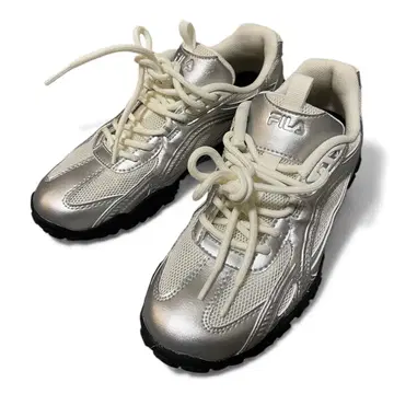 새상품 일본 미발매 FILA 에샤페 실버 스니커즈 aespa 닝닝
