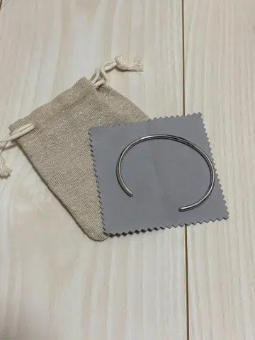 스테인리스 스틸 오픈 뱅글