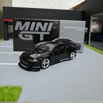 MINI GT 닛산 실비아 로켓 버니 블랙