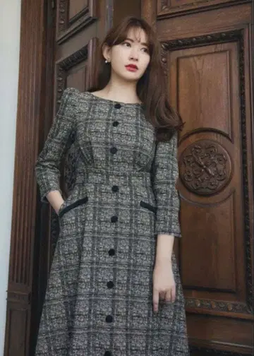 Herlipto Classic Tweed Midi Dress