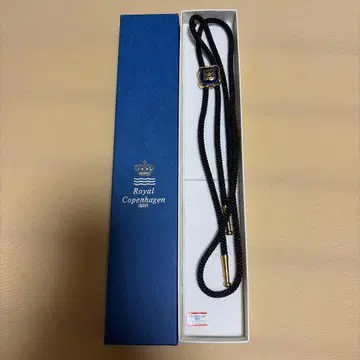 로열 코펜하겐 루프 타이