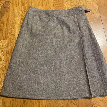 CK Calvin Klein 플리츠 스커트 사이즈 4