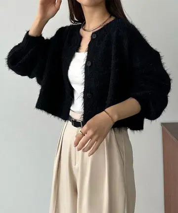 callautia 숏 샤기 니트 가디건