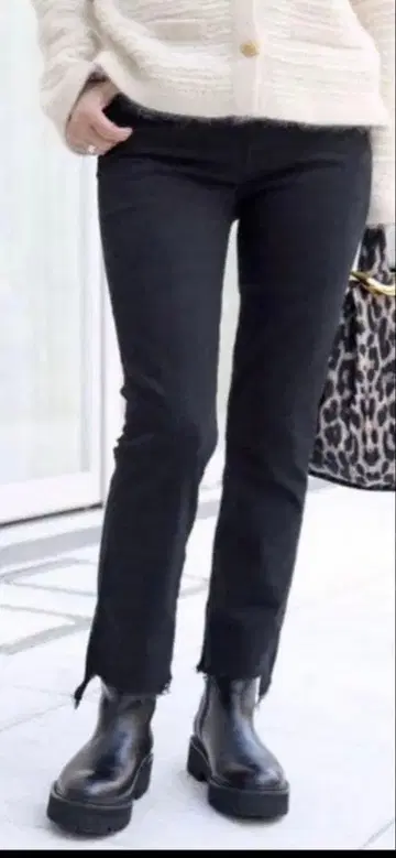 MOTHER FADED BLACK INSIDER CROP