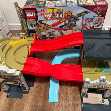 토미카 카즈 조쿠조쿠 발진 라디에이터 스프링스