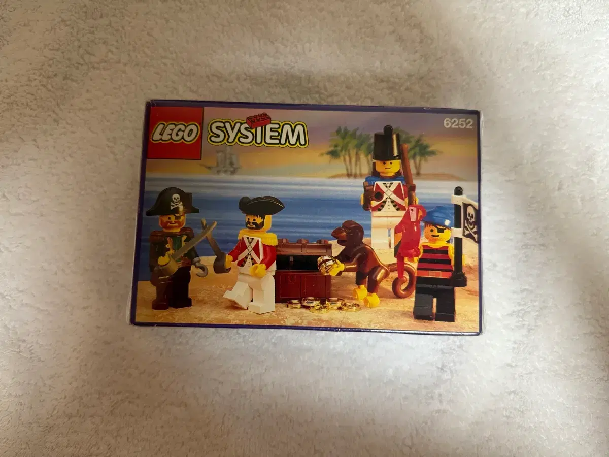 올드레고 해적 6252 미개봉 새제품 판매합니다.