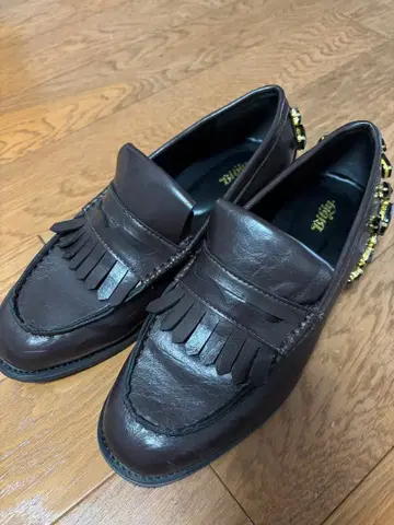 BIBIY. BIJOU SCHOOL LOAFERS(브라운)
