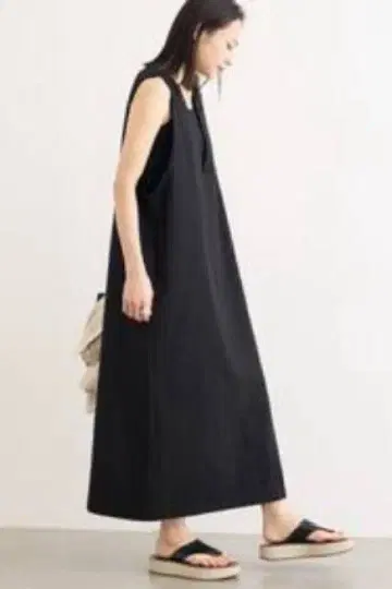 JOURNAL STANDARD RING YARN V NECK 원피스