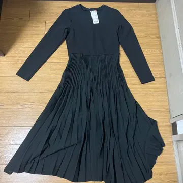 gu 네이비 원피스