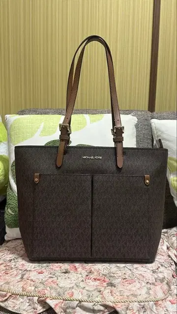 새상품 MICHAEL KORS 브라운 토트백