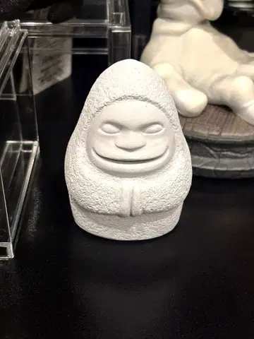 지브리 파크 한정판 센과 치히로의 행방불명 터널 앞의 돌인간