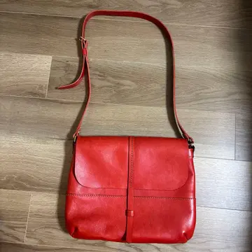 헤르츠 가죽 숄더백 레드