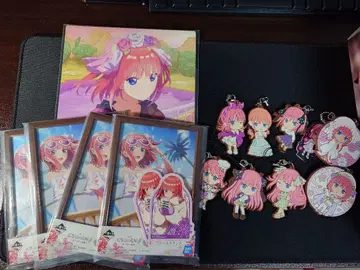 5등분의 신부 나카노 니노 굿즈 묶음 판매 (고토부키 미나 포함)