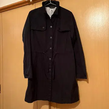 LACOSTE 블랙 자켓 42