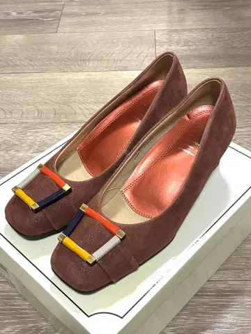 브라운 스웨이드 펌프스 여성용