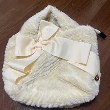 아이보리 퍼 리본 토트백