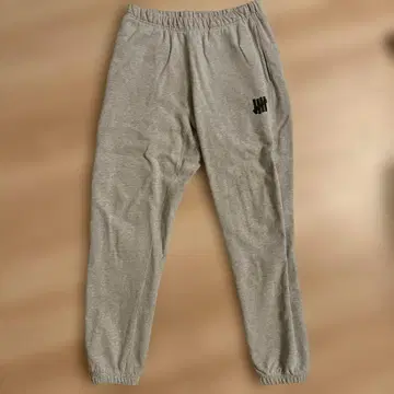 UNDEFEATED 스웨트 팬츠 그레이