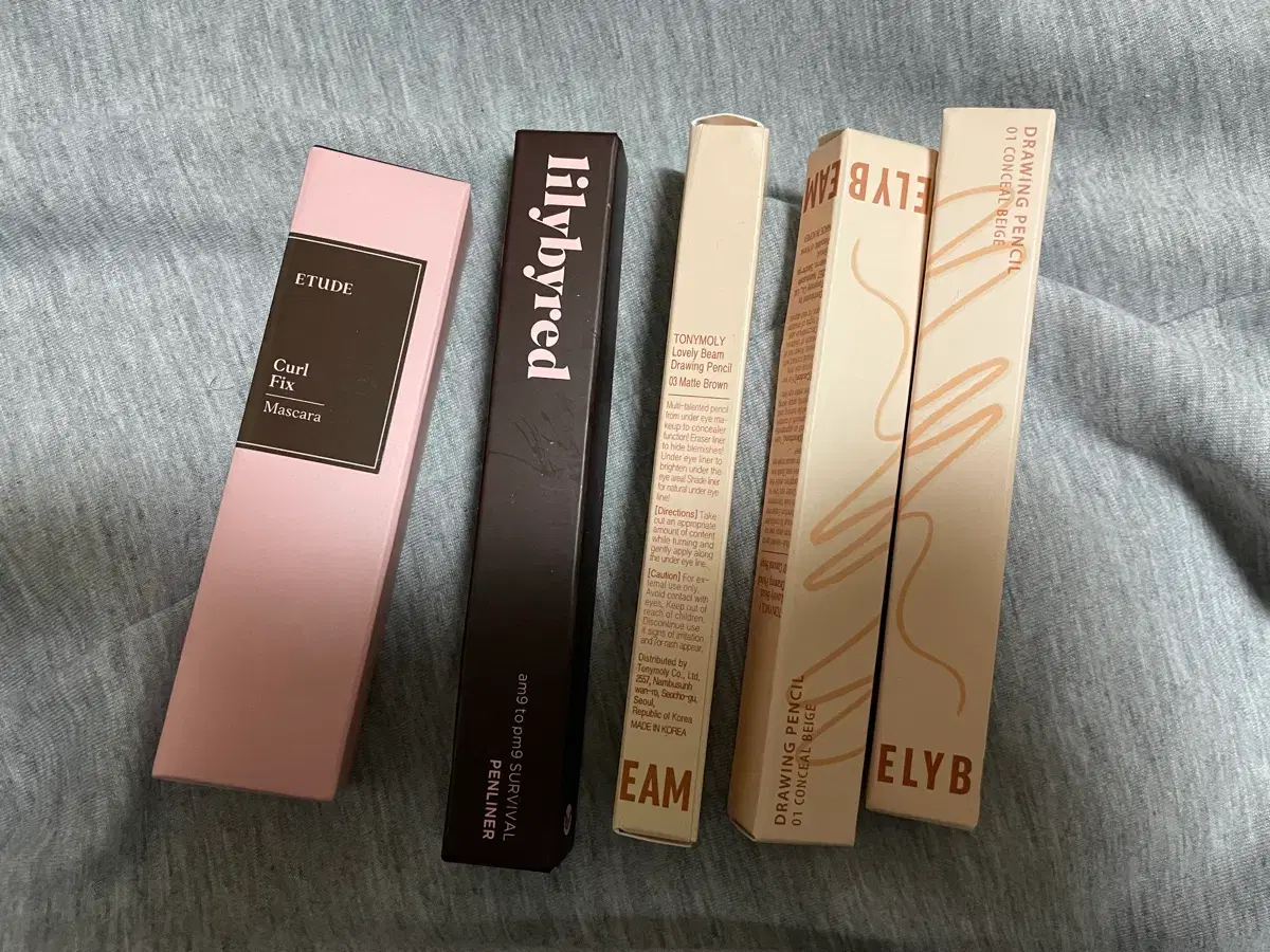 Cosmetics Mascara 1 + Aegyo Sal Pencil 3 + Eyeliner 1 New product bulk sell