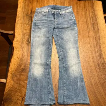 부츠컷 데님 라이트 블루