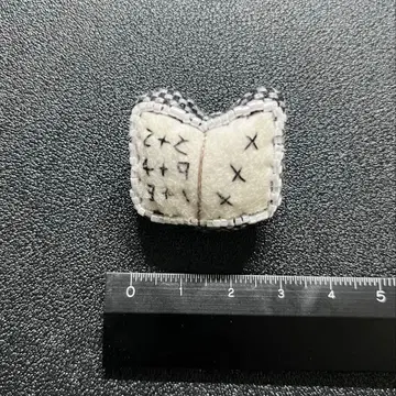 몽마네킹 MONMANNEQUIN 브로치 노트 계산