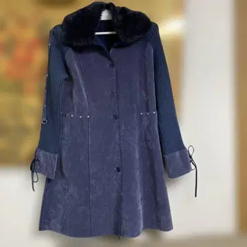 여성용 코트 네이비 컬러 M 사이즈 옷깃 탈부착 가능