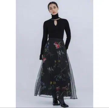 AMERI SOFIA SKIRT 아메리 오간자 꽃무늬 스커트 M