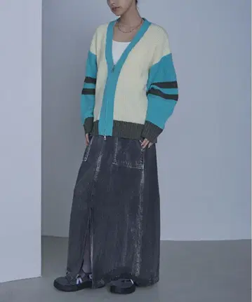 miette 멀티 컬러 지퍼 V넥 가디건