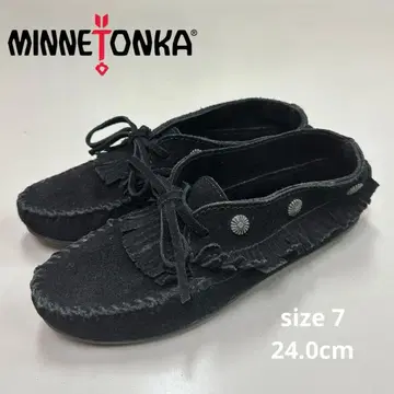 MINNETONKA 블랙 프린지 스웨이드 모카신 24.0cm