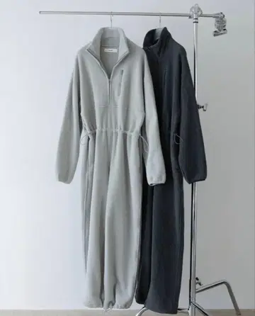 안누크 플리스 하프 지퍼 콤비네존 아이스 블루 38