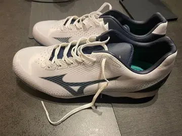 미즈노 스파이크 슈즈 화이트/네이비