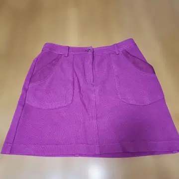 아다바트의 퍼플, 짙은 핑크 계열 색상, 미니 스커트 포켓 부착