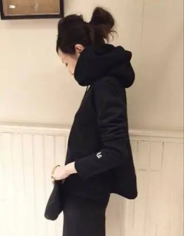 L'Appartement 라빠르망 Americana 후드티