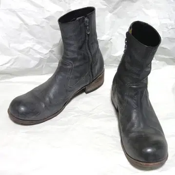 ATTACHMENT 어태치먼트 사이드 지퍼 가죽 부츠