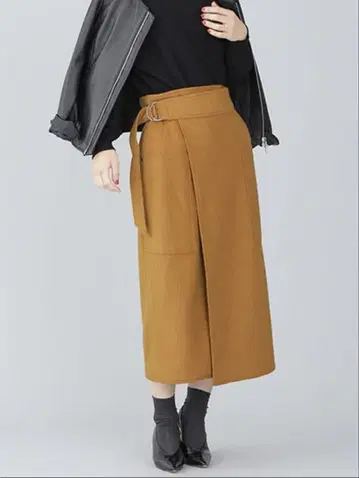 나노 유니버스 울 저지 랩스커트