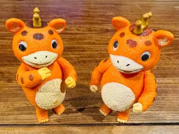 괴수 부카 피규어 2체 세트