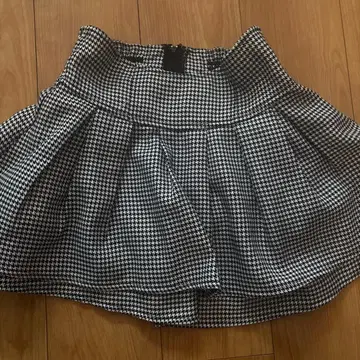 하운드투스 체크 스커트