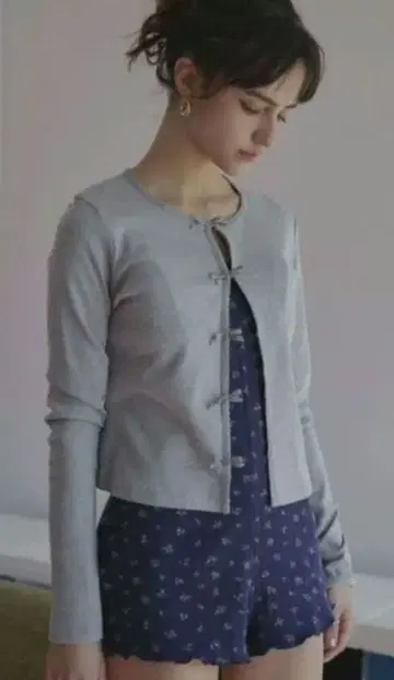 미개봉 새상품 리본 가디건 그레이 S 사이즈