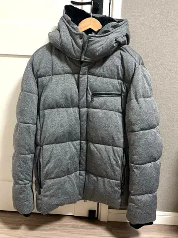 AZUL by moussy 그레이 다운 자켓