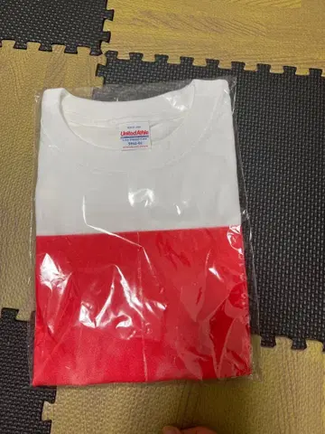 SUPER HAPPY FOREVER 오리지널 T셔츠 M 사이즈 스파하피