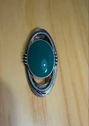 마노 브로치, 타원형