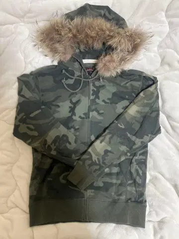 카모 패턴 지퍼 후드티 퍼 후드티