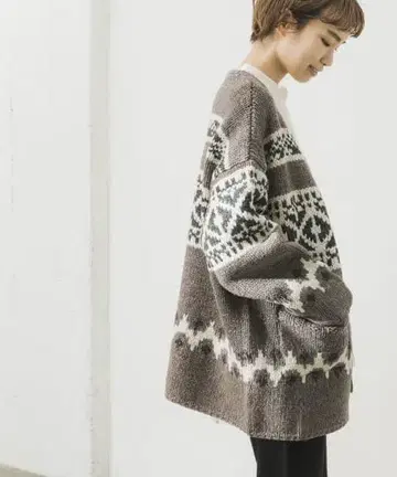 핸드 니트 코위찬 가디건 URBAN RESEARCH