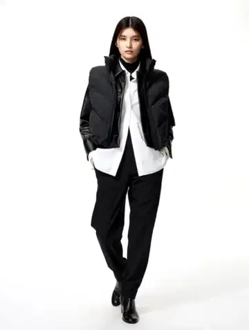 유니클로 웜 스트레치 팬츠 여성용 M 사이즈 블랙 새상품