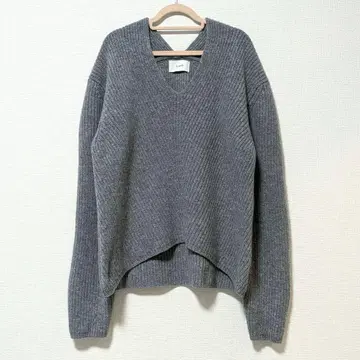 CLANE 클라네 V-NECK BACKDROP KNIT 울 100% 1