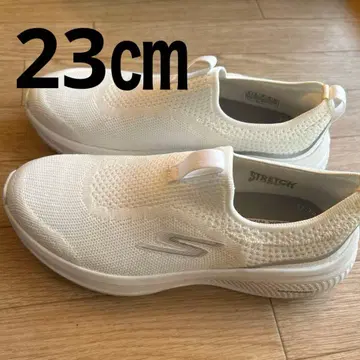 SKECHERS 스케쳐스